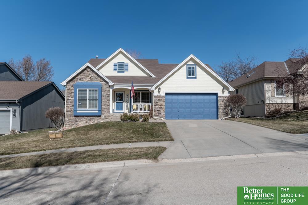 2702 Morrie Drive