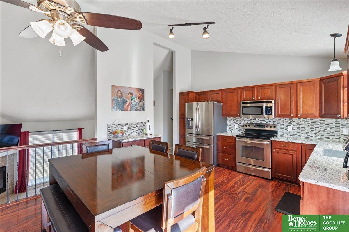 811 Edgewater Drive