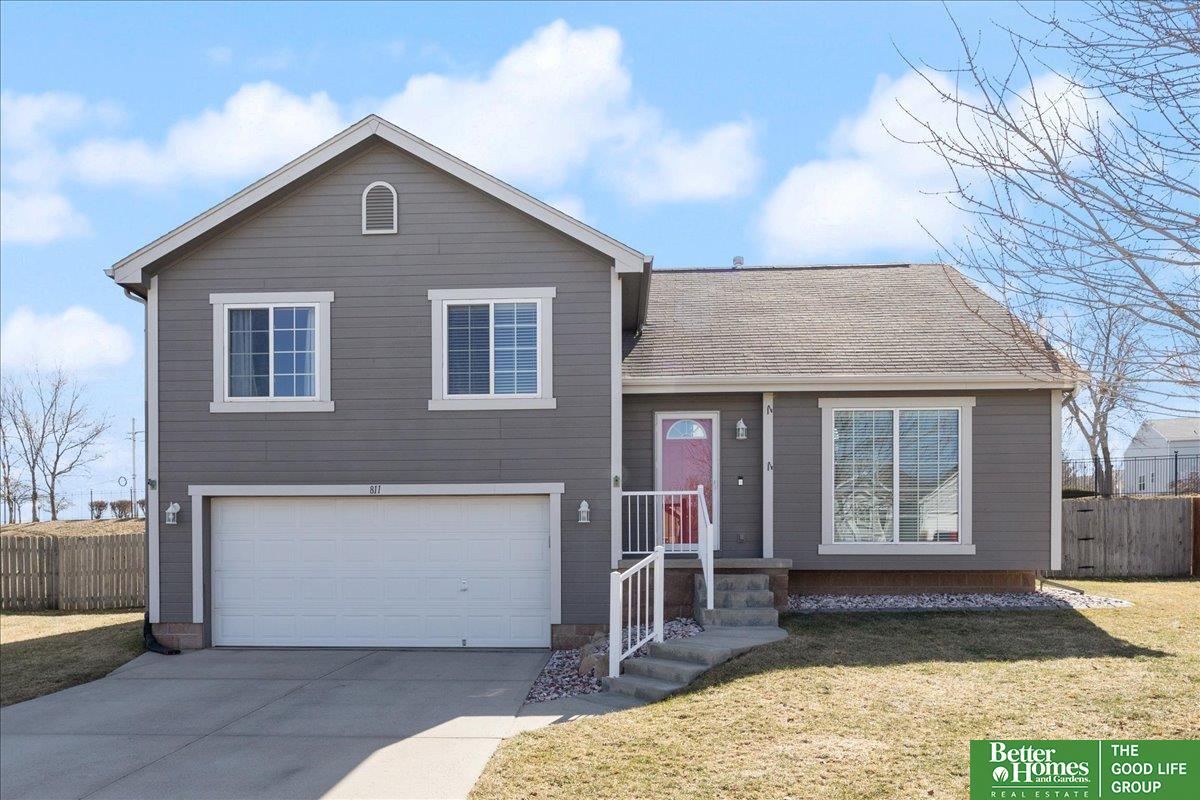 811 Edgewater Drive