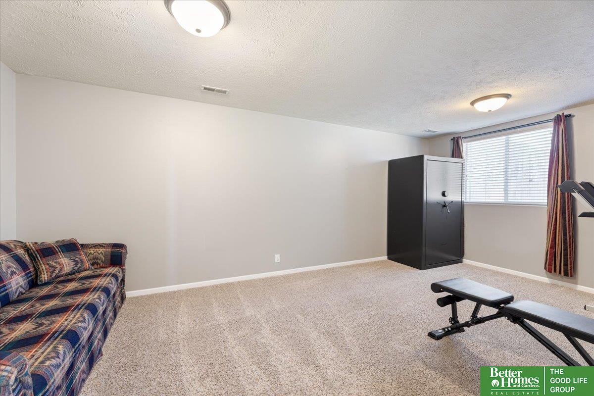 811 Edgewater Drive