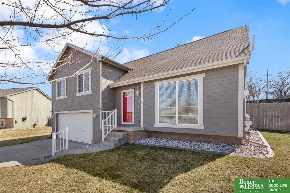 811 Edgewater Drive