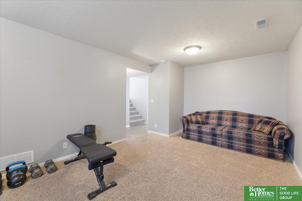 811 Edgewater Drive