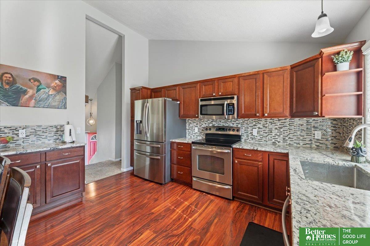 811 Edgewater Drive