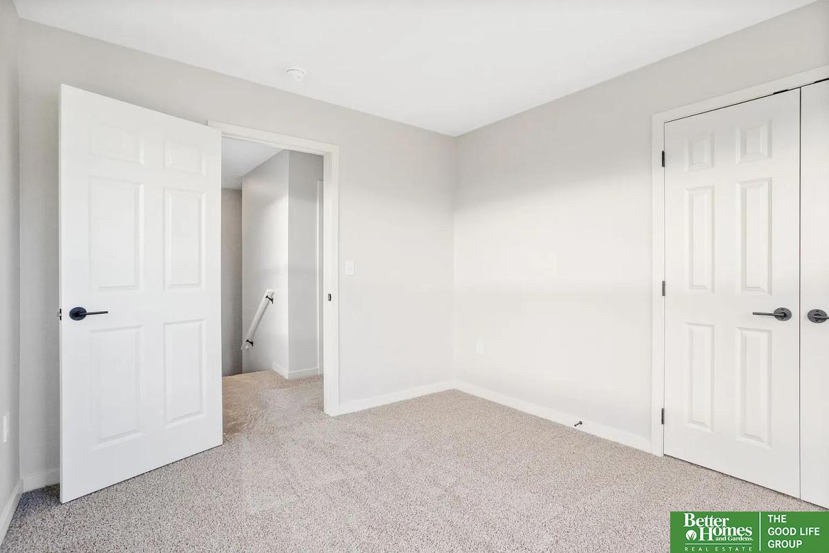 20876 S Court