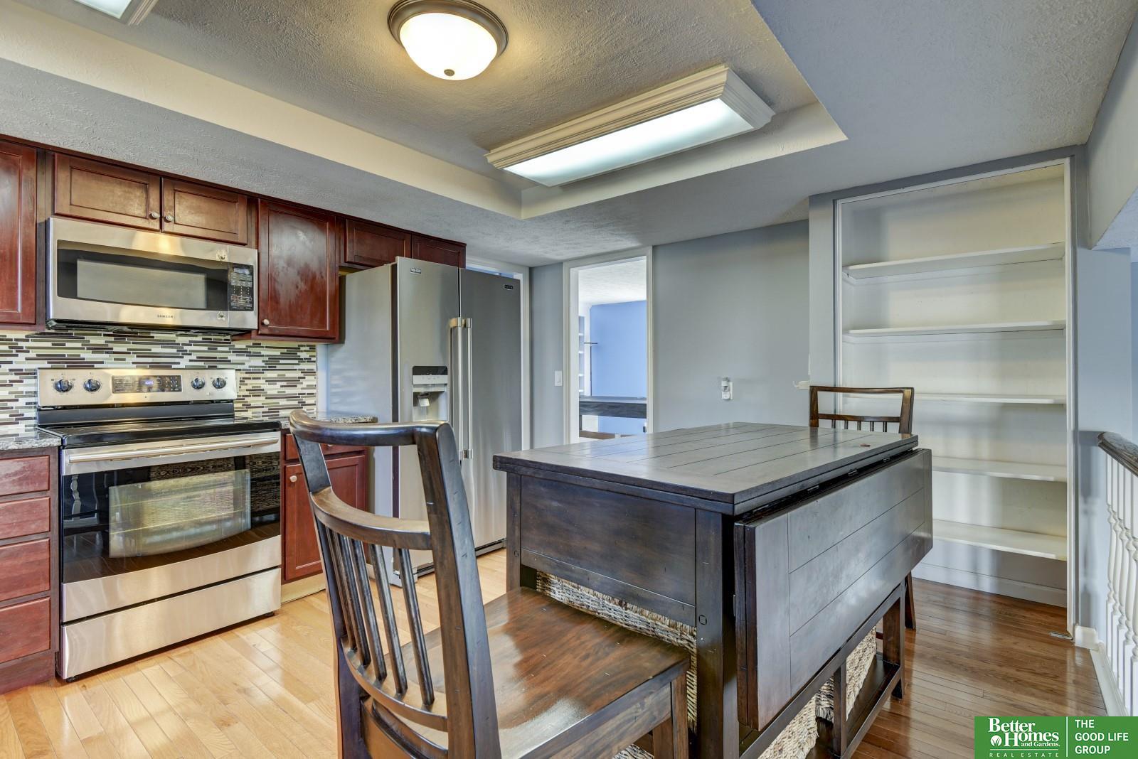 2928 Leawood Drive