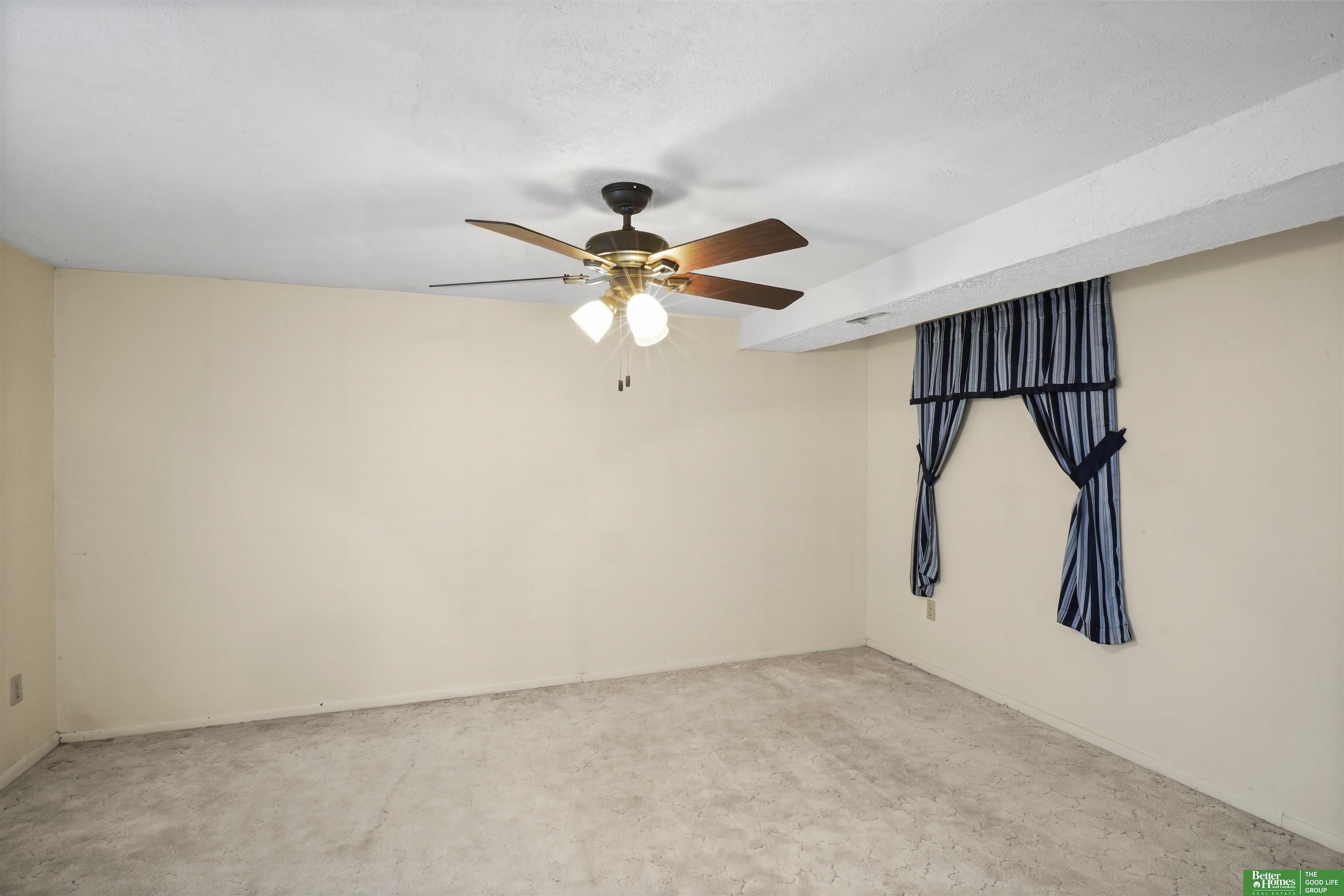 9032 Valley View Drive