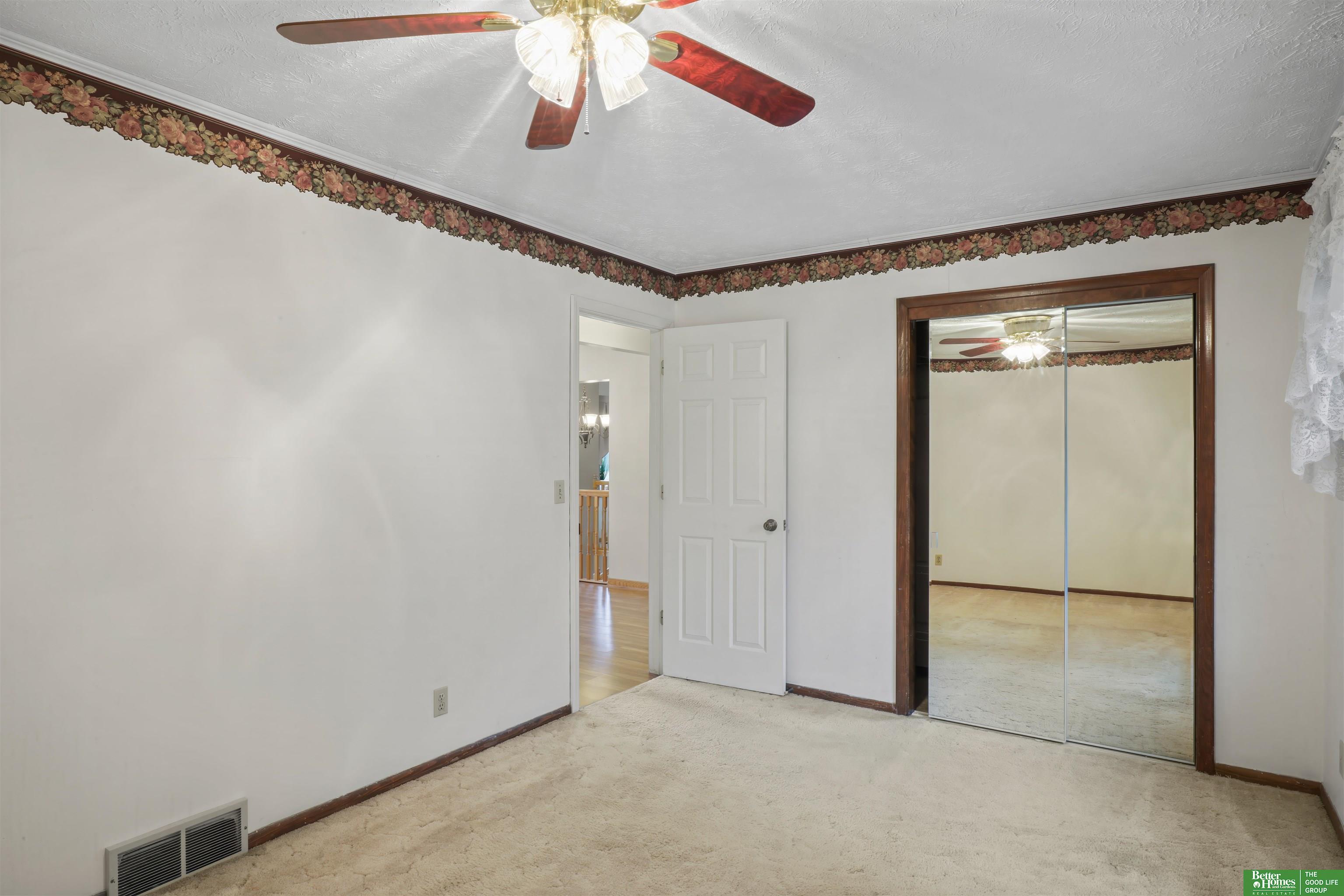 9032 Valley View Drive