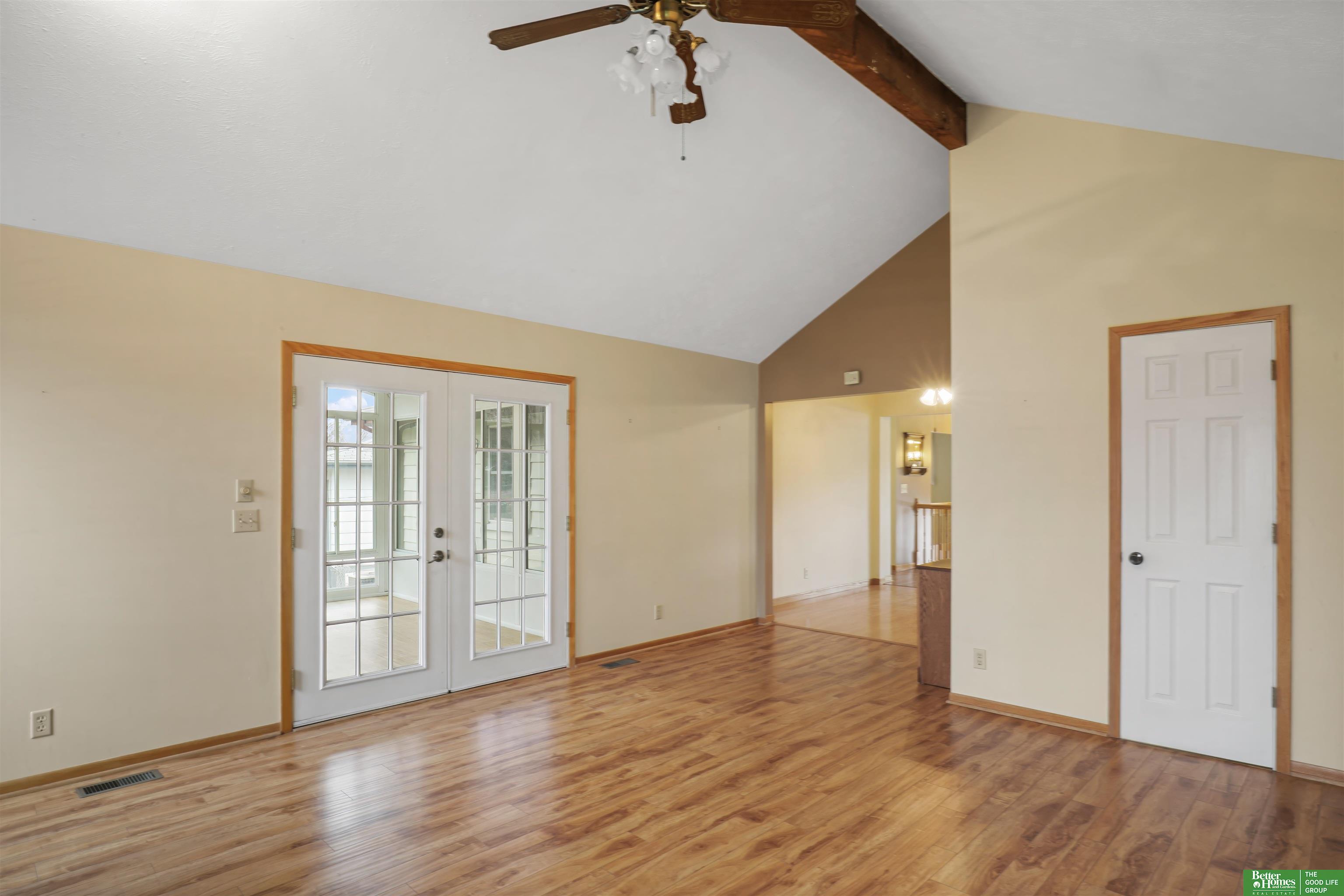 9032 Valley View Drive