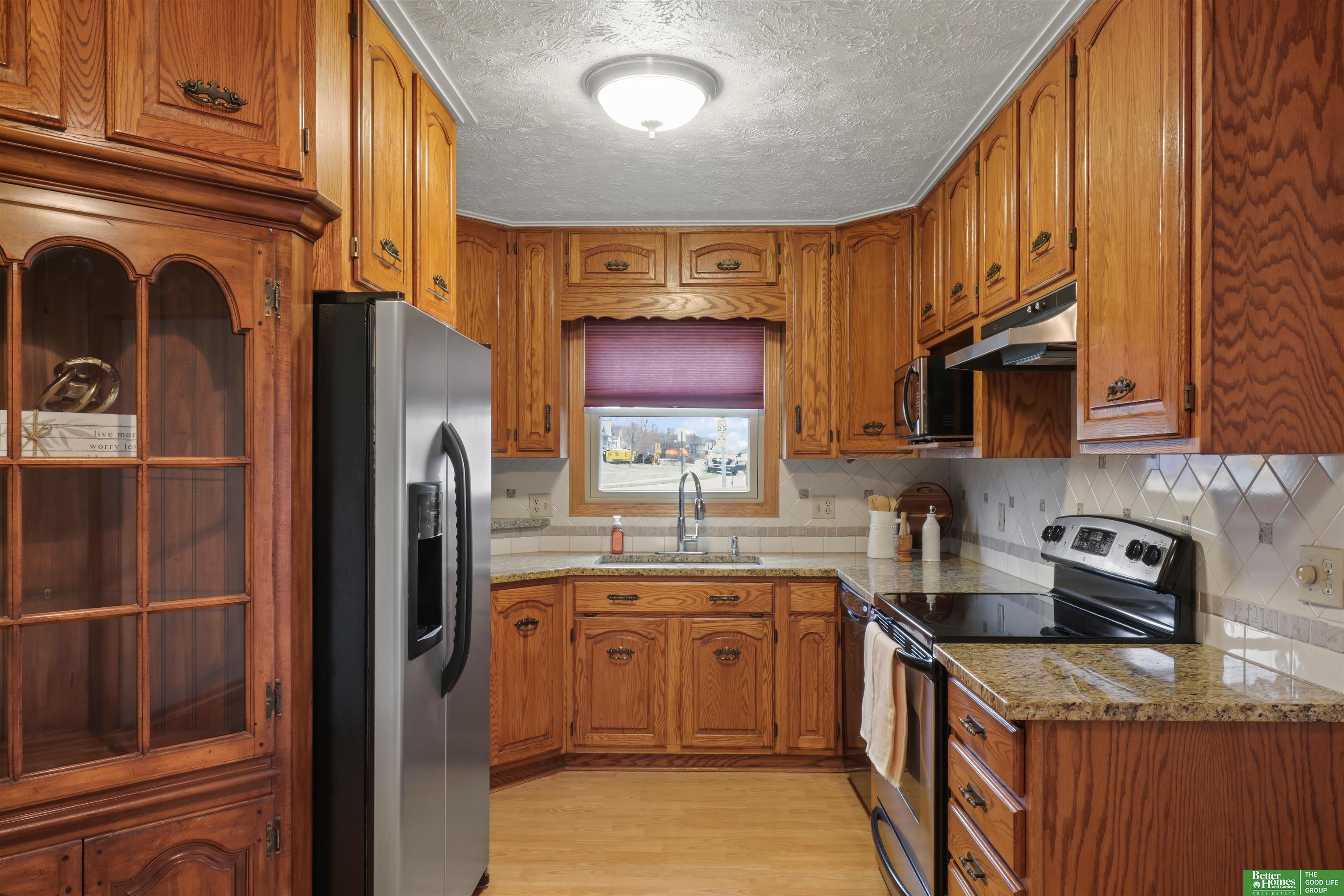 9032 Valley View Drive