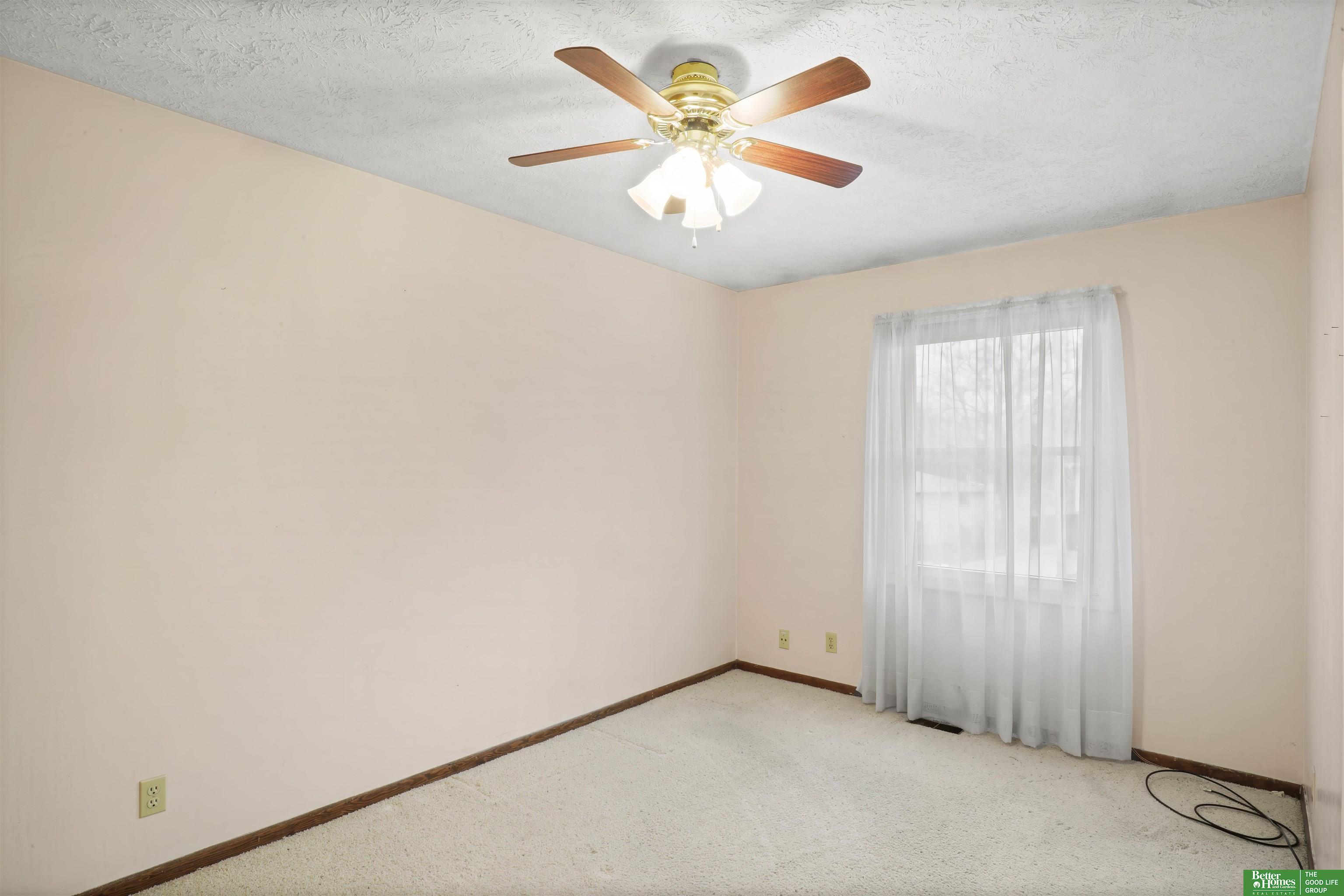 9032 Valley View Drive