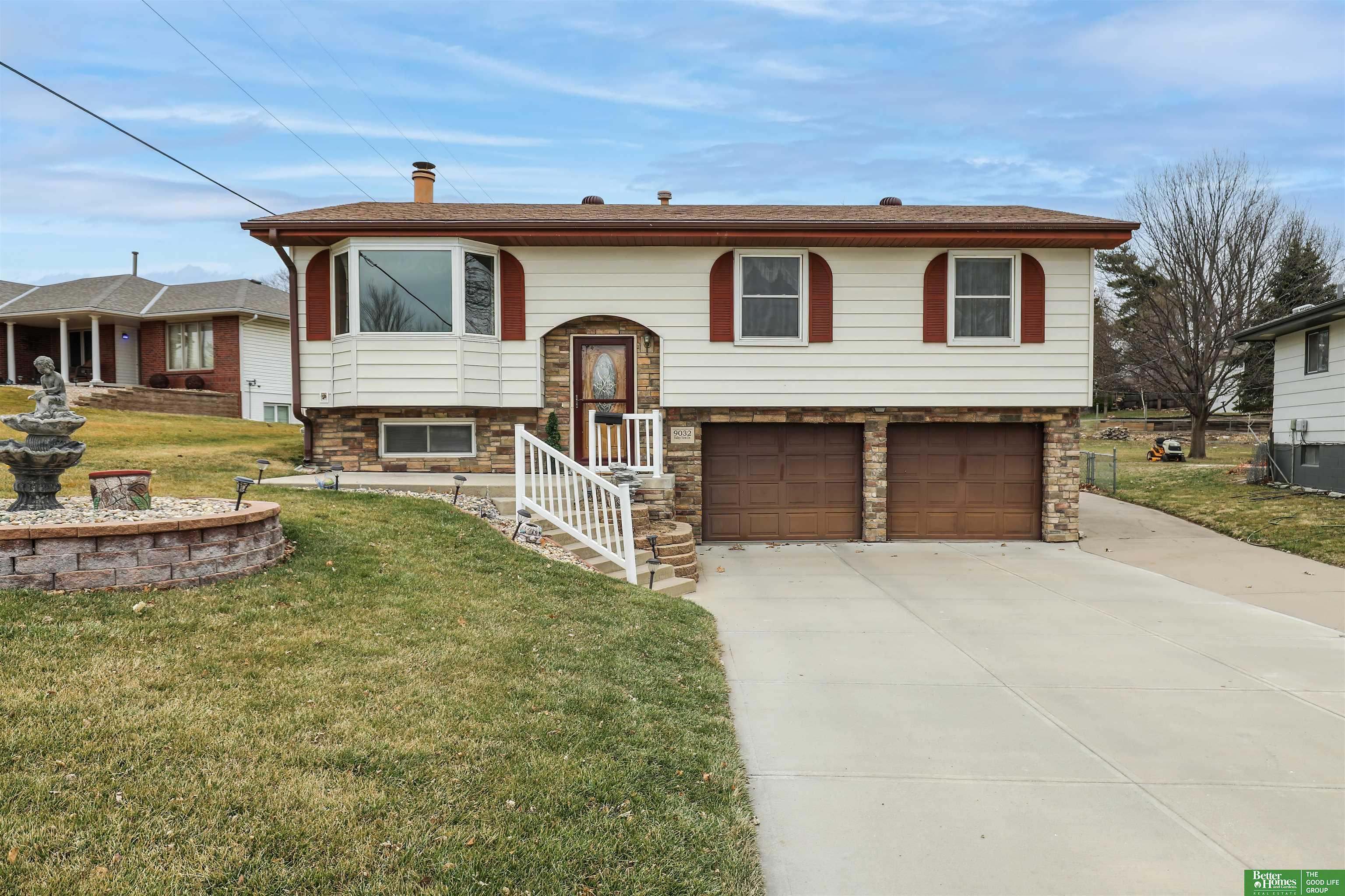 9032 Valley View Drive