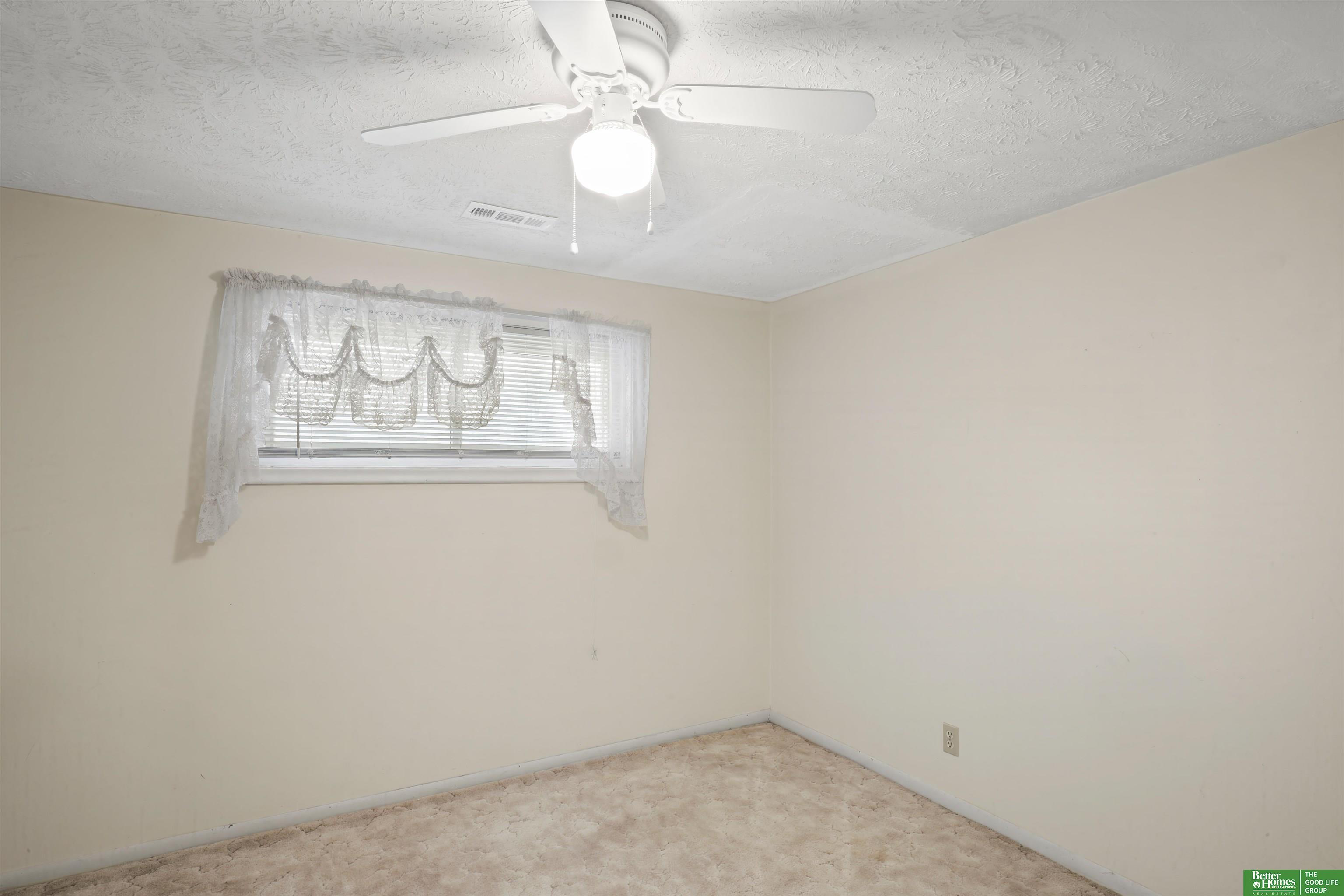 9032 Valley View Drive