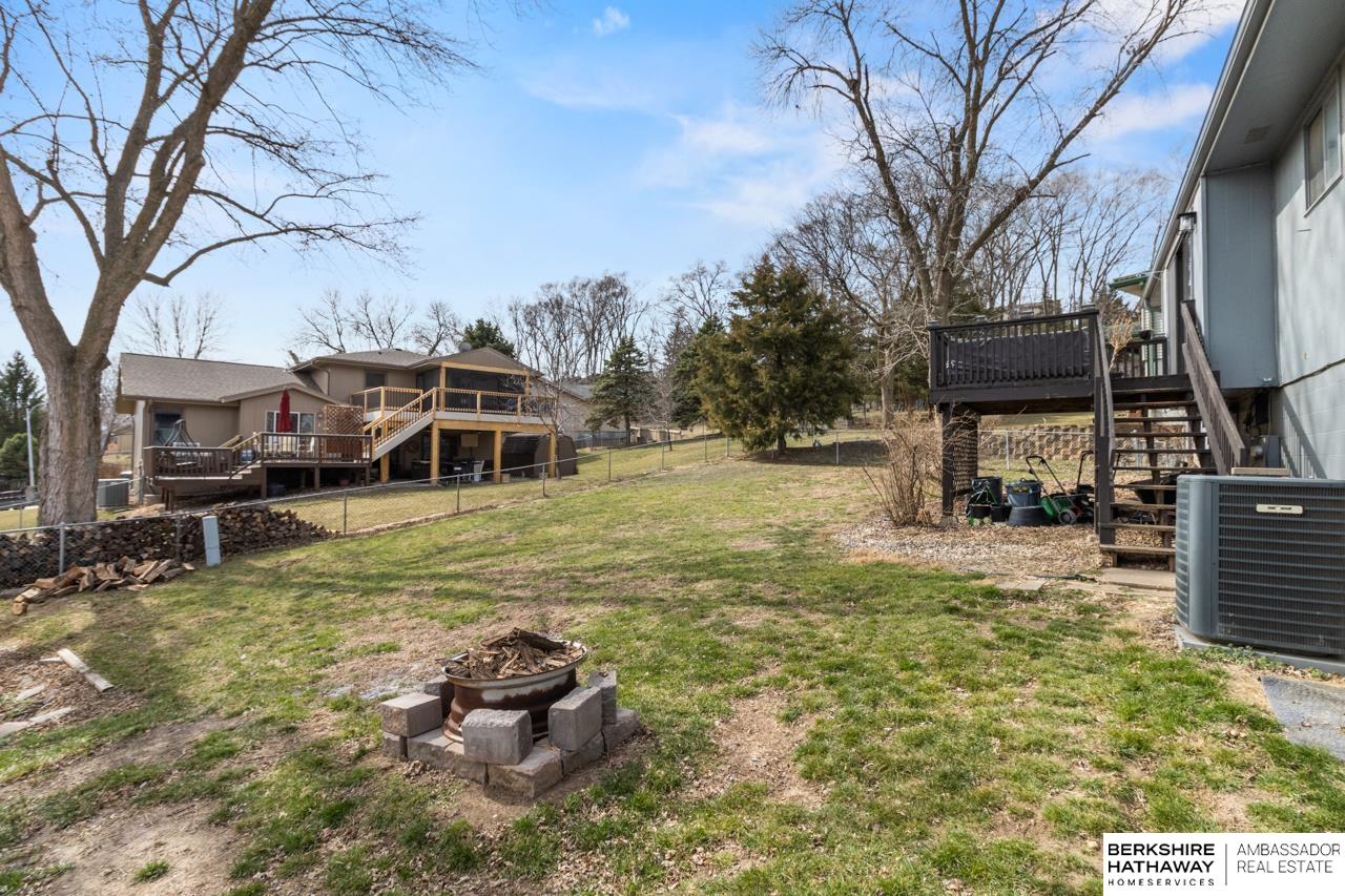 305 Brooks Place