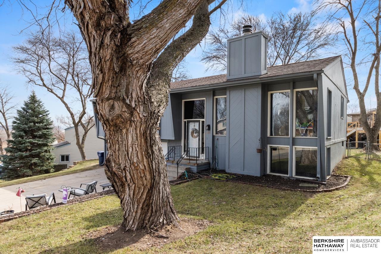 305 Brooks Place