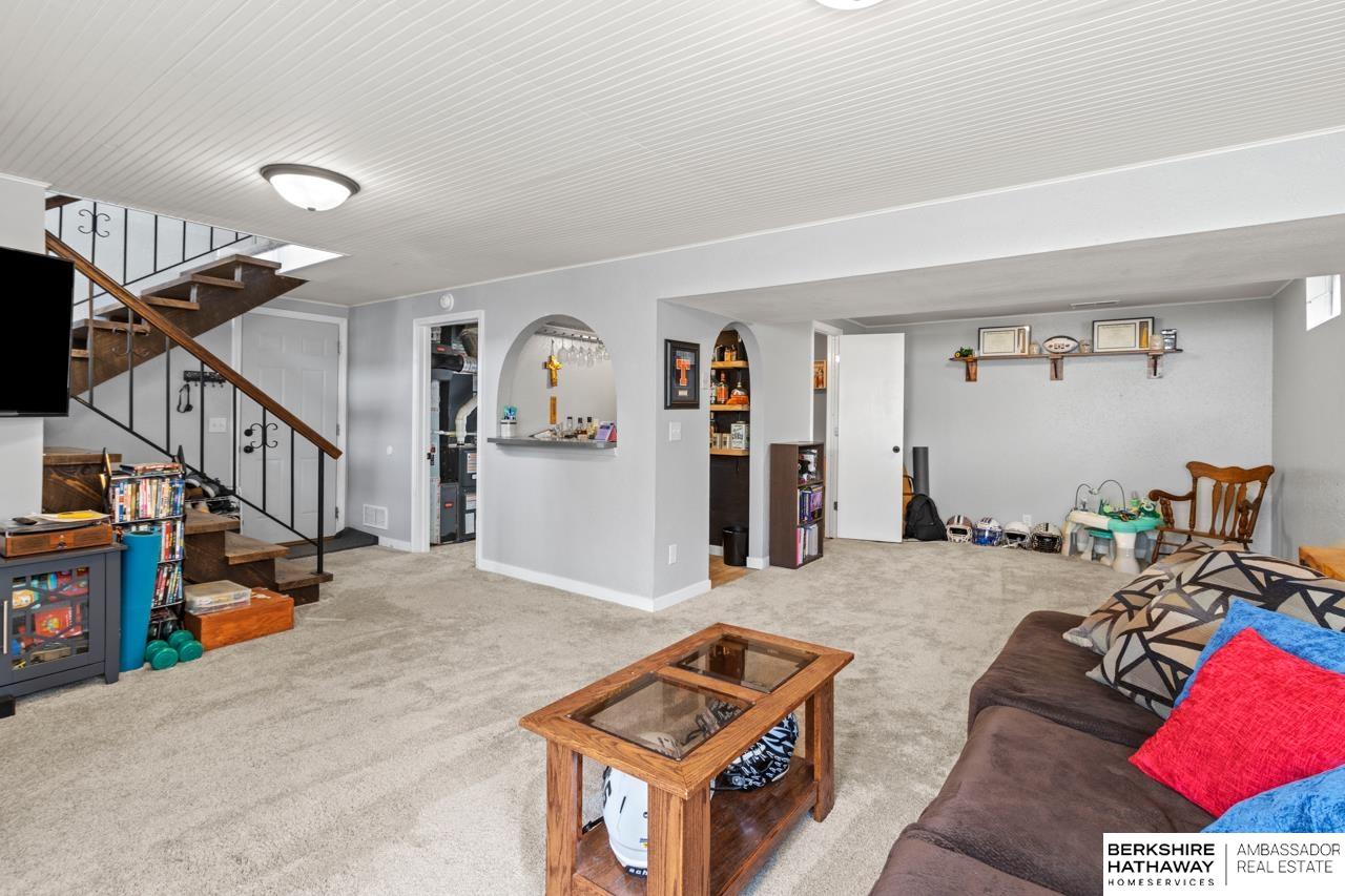 305 Brooks Place