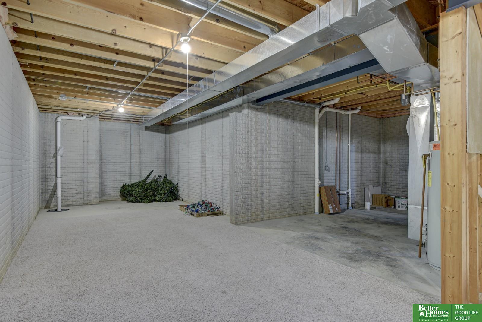 5910 N 146th Street
