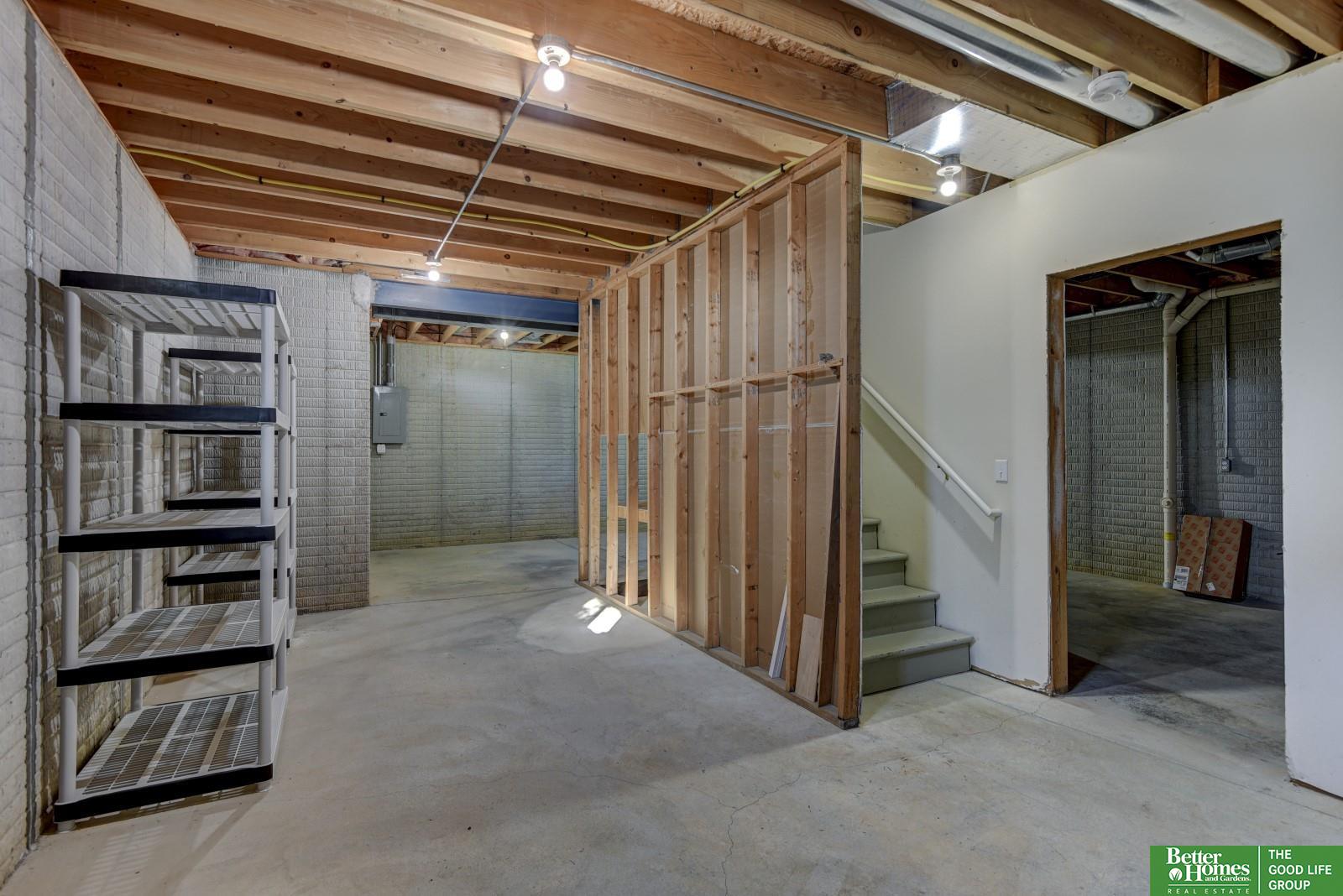 5910 N 146th Street