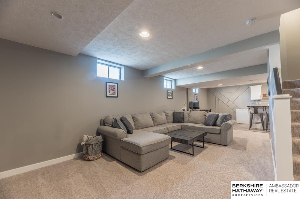 16330 Hamilton Circle