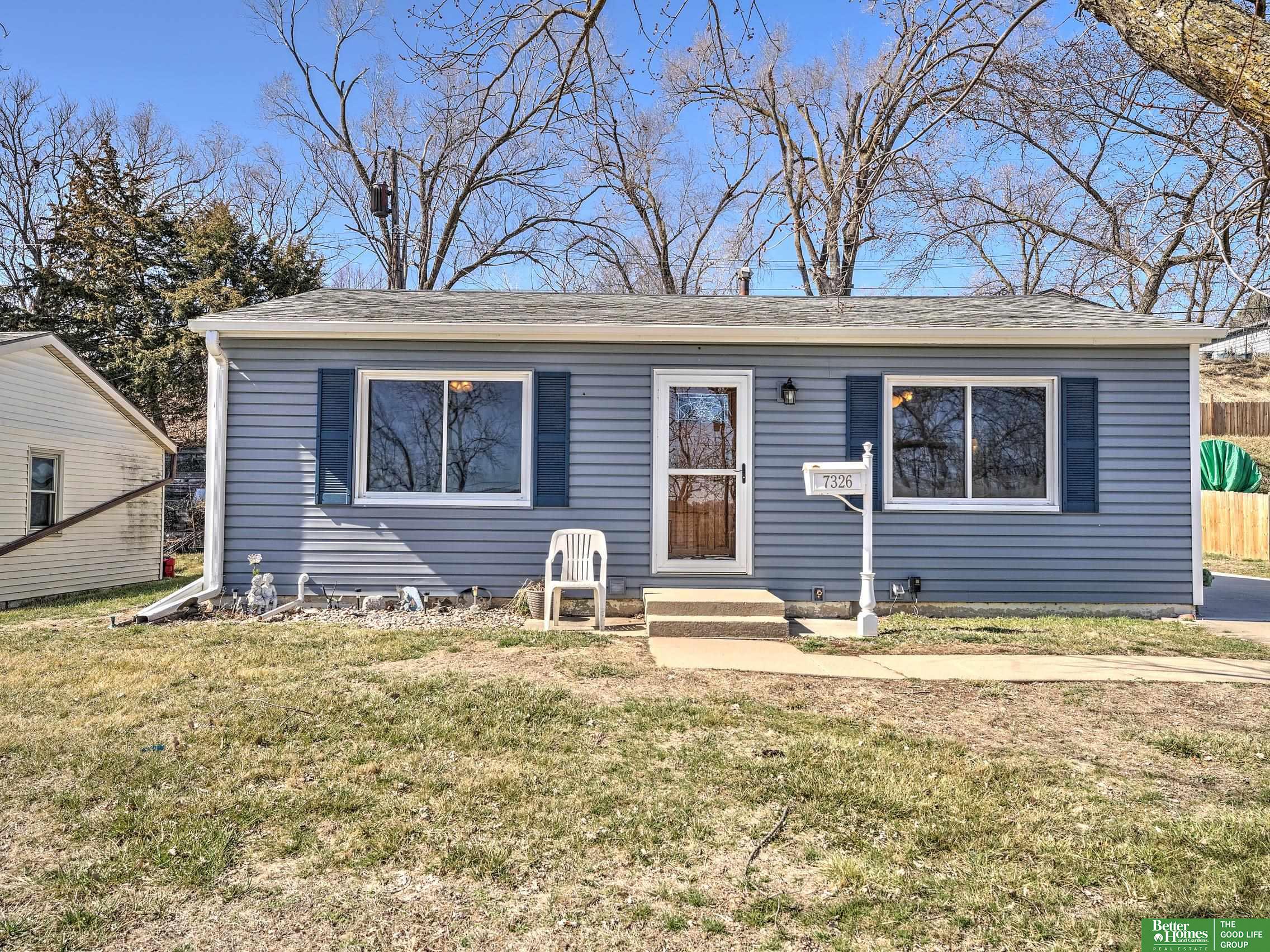 7326 S 69th Street