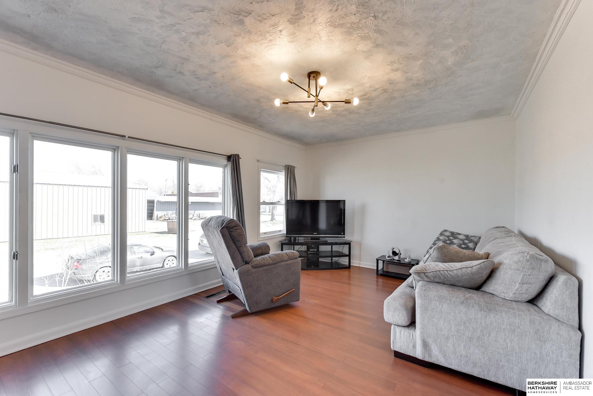 305 Moravia Avenue
