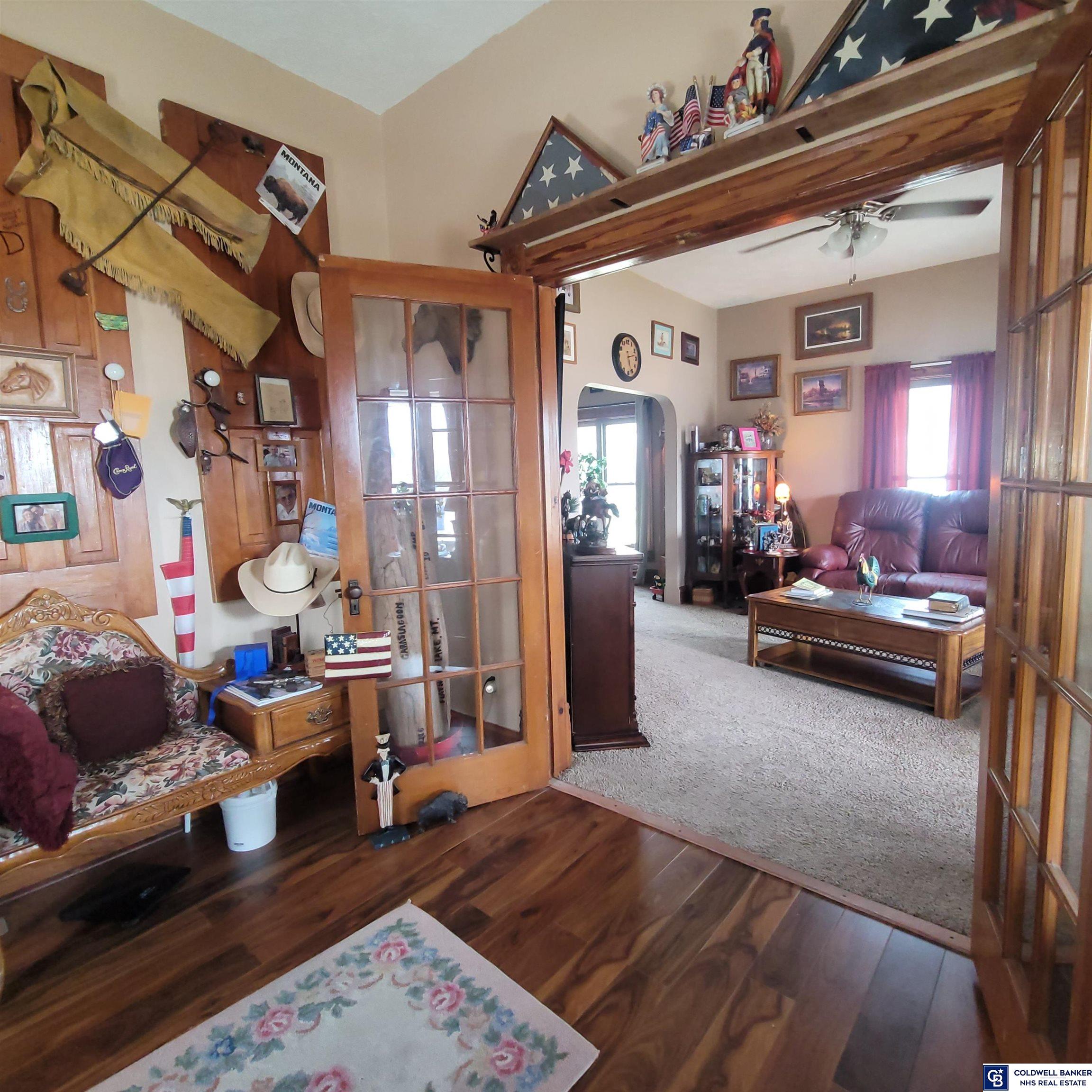 924 E 5th Street