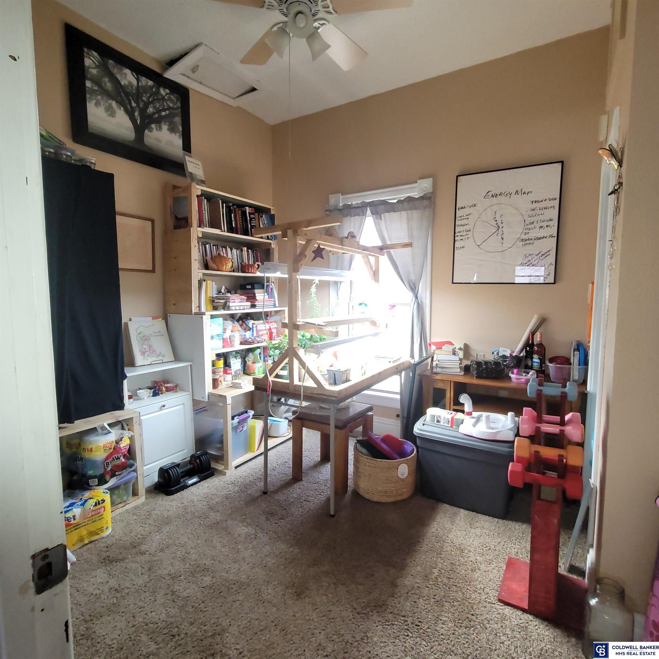 924 E 5th Street