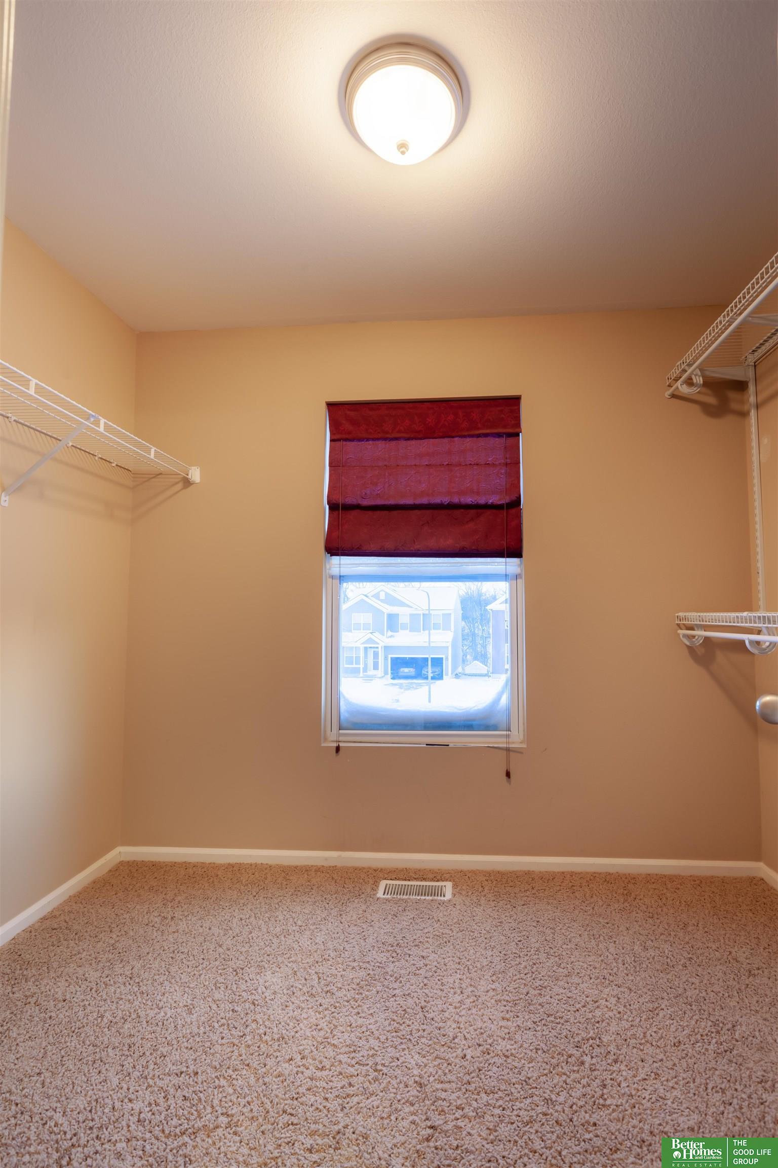 2604 Hummingbird Circle