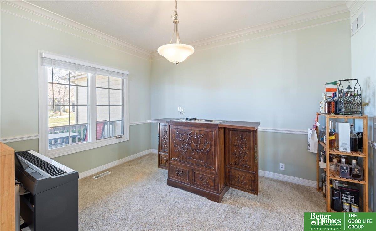 1911 Crest Ridge Drive
