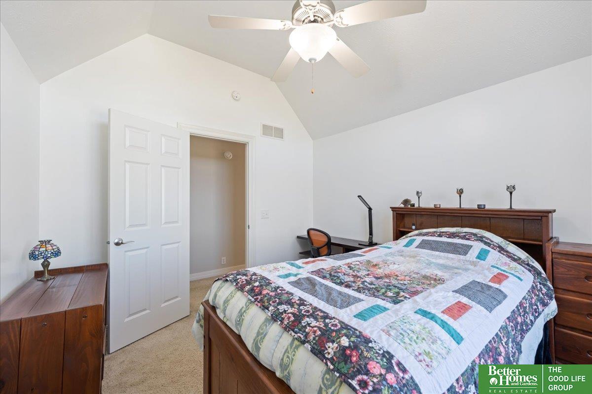 1911 Crest Ridge Drive