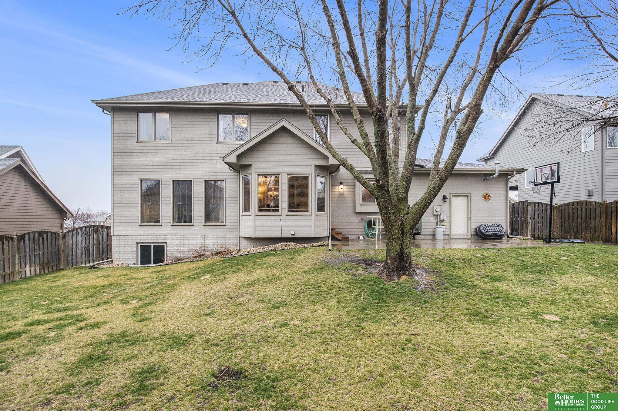 218 N 201st Street