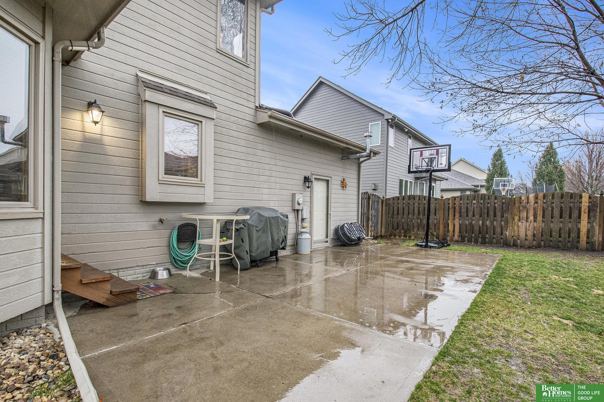 218 N 201st Street