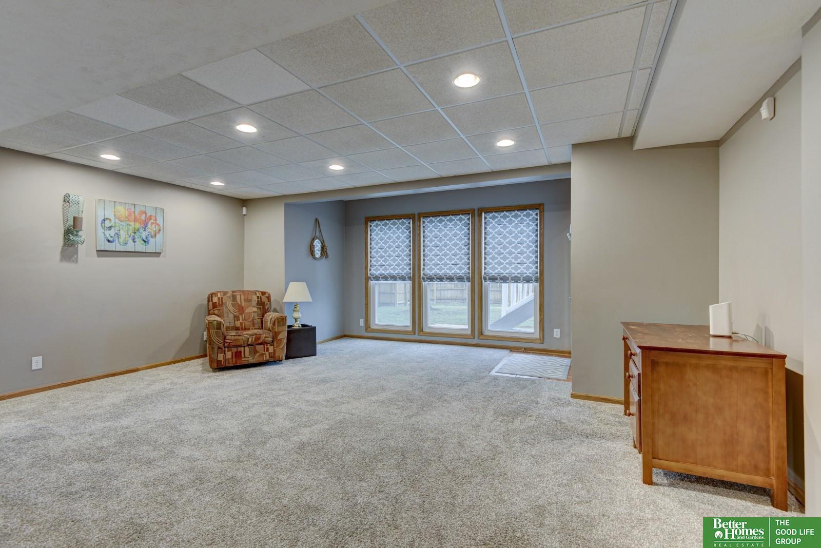 6408 N 153rd Street