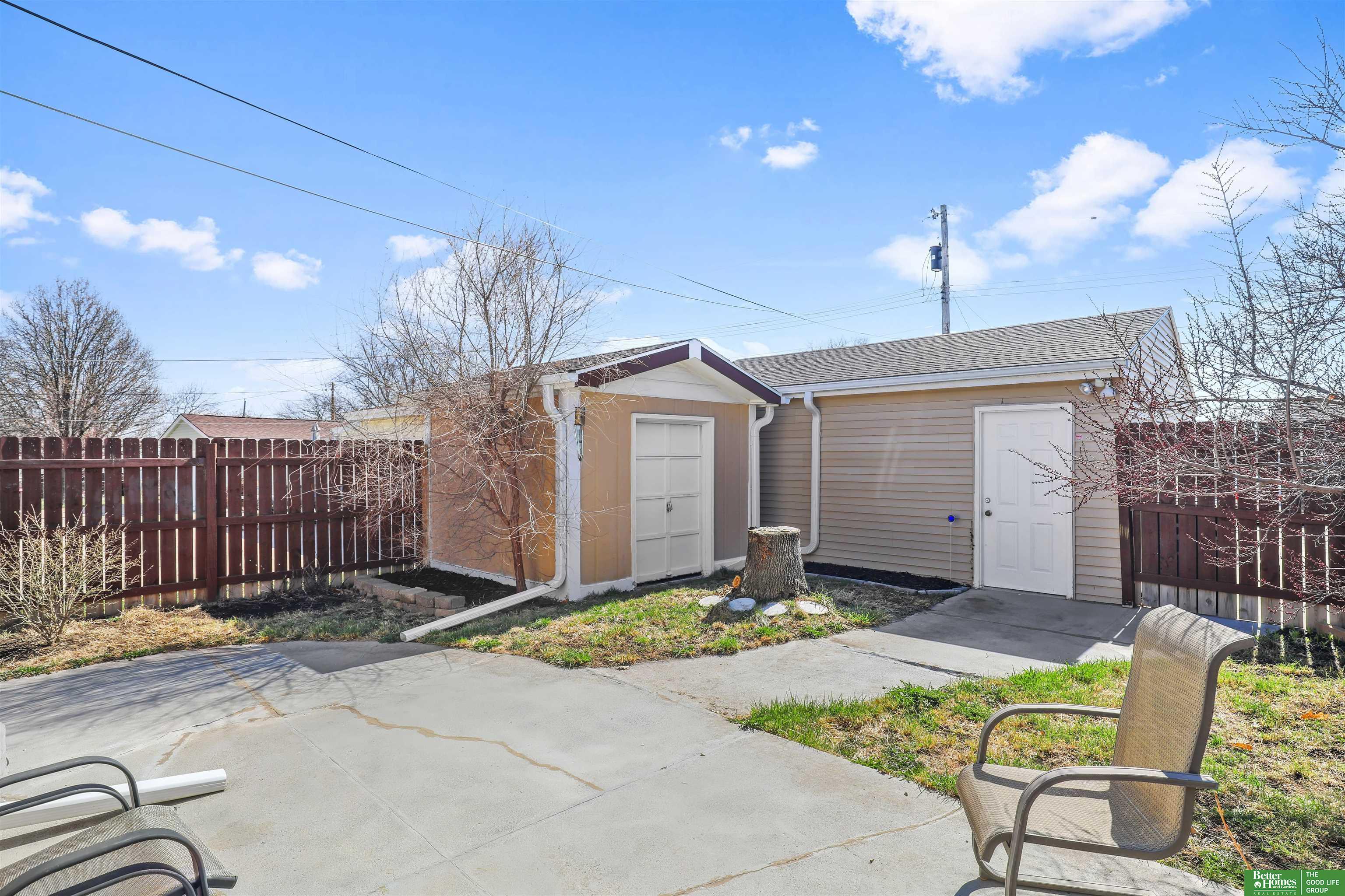 3919 I Street