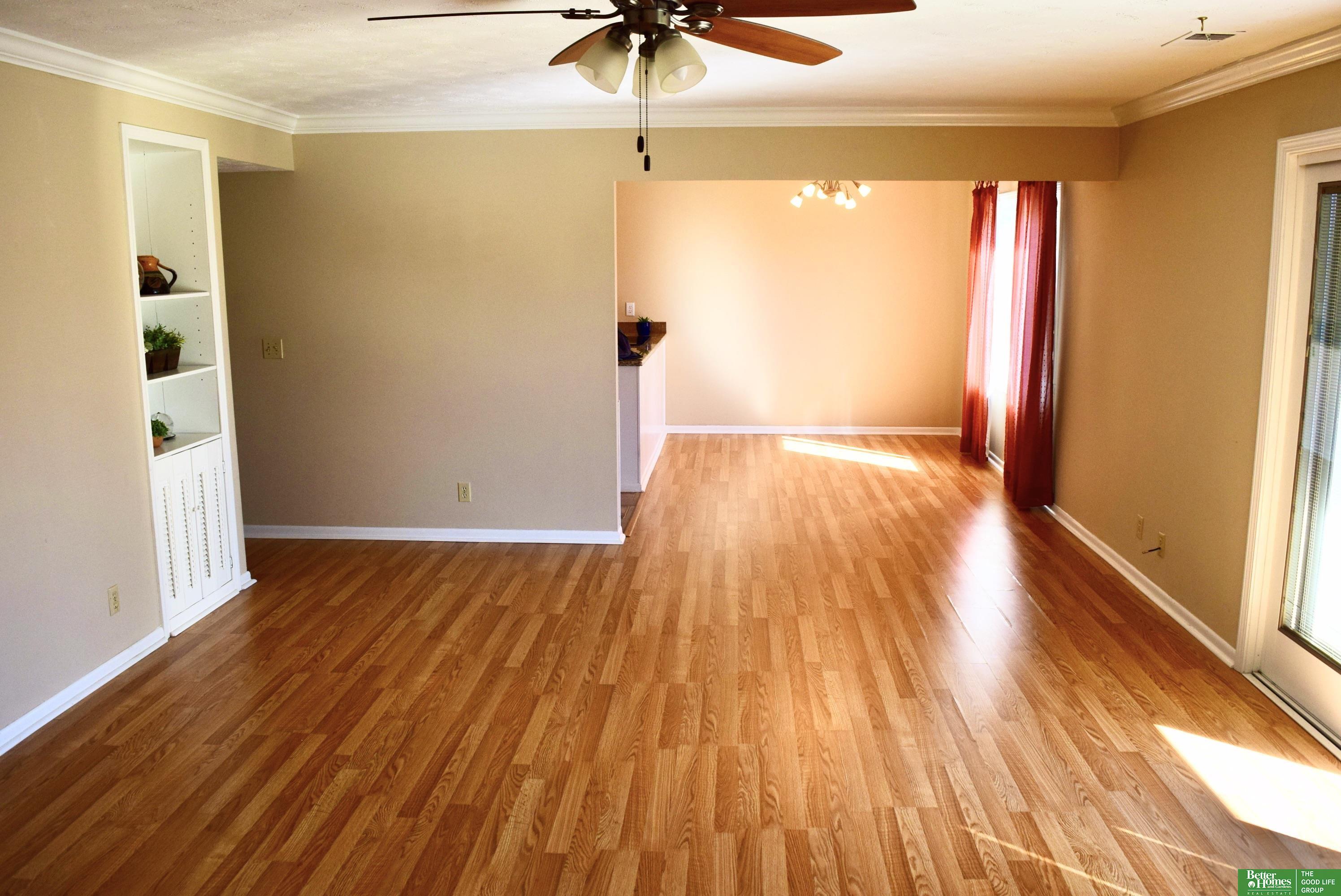 12737 Woodcrest Plaza # 219 Unit: 3-219