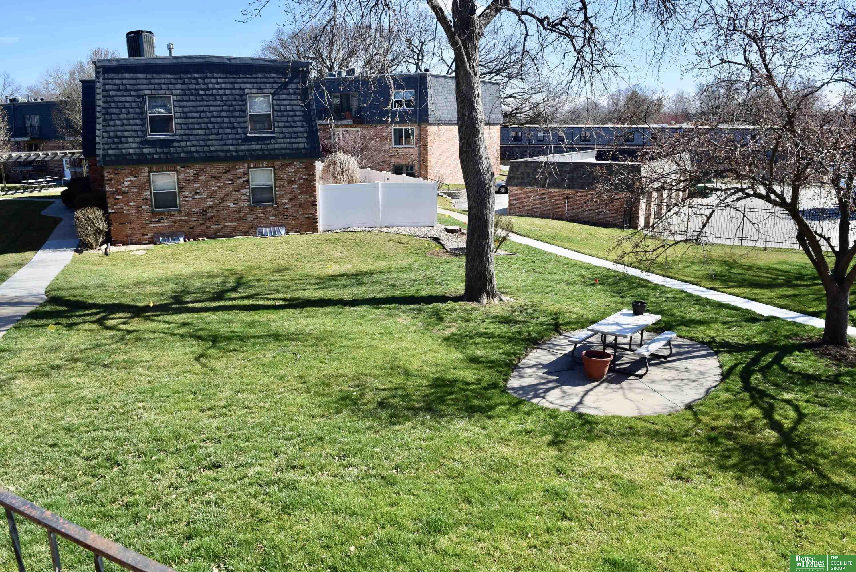 12737 Woodcrest Plaza # 219 Unit: 3-219