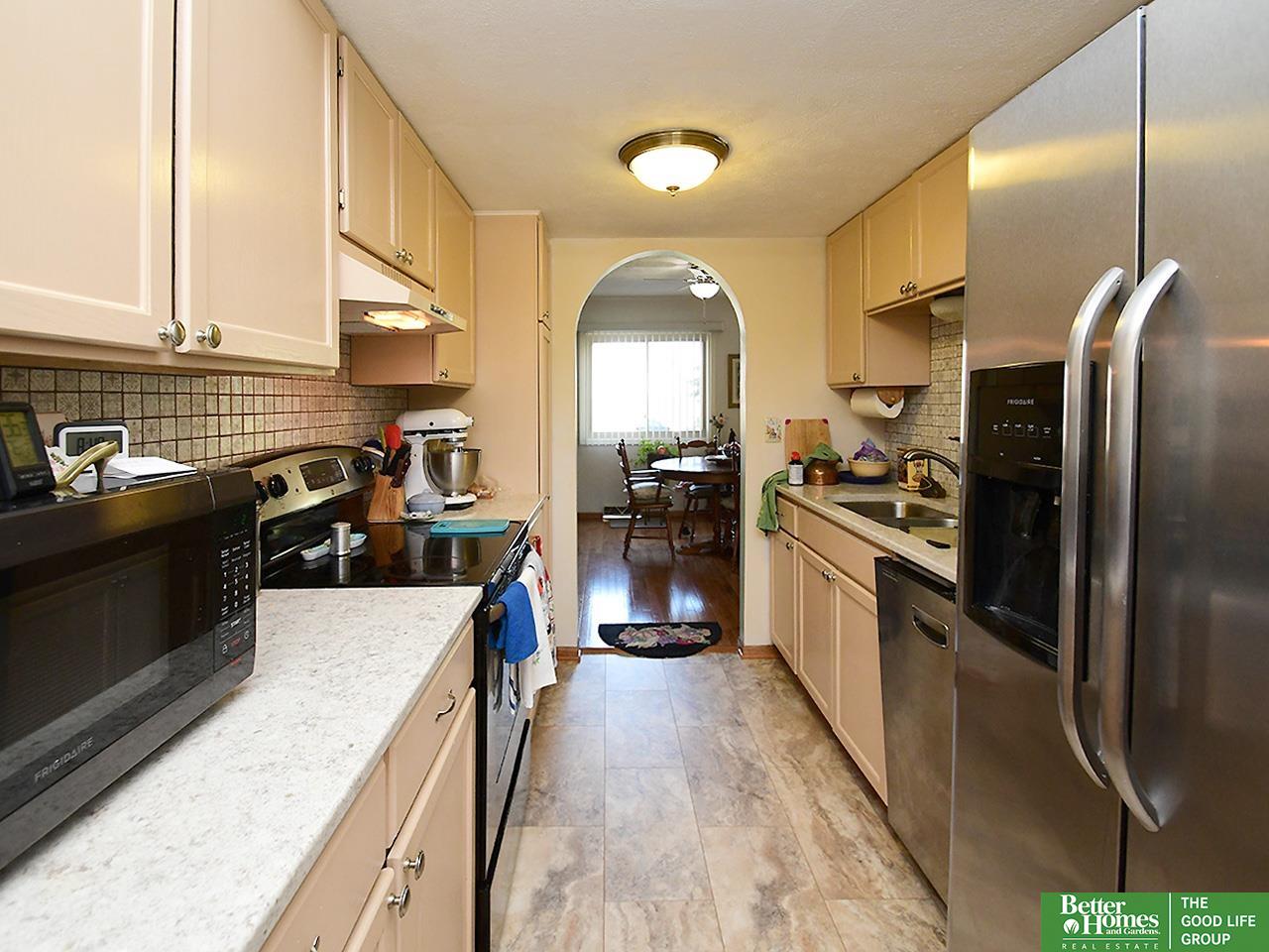 832 N 123rd Court