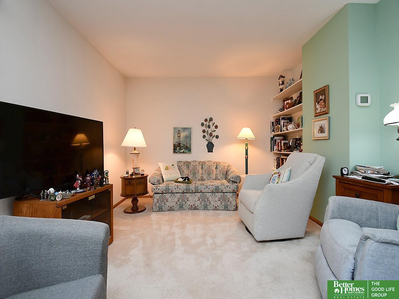 832 N 123rd Court
