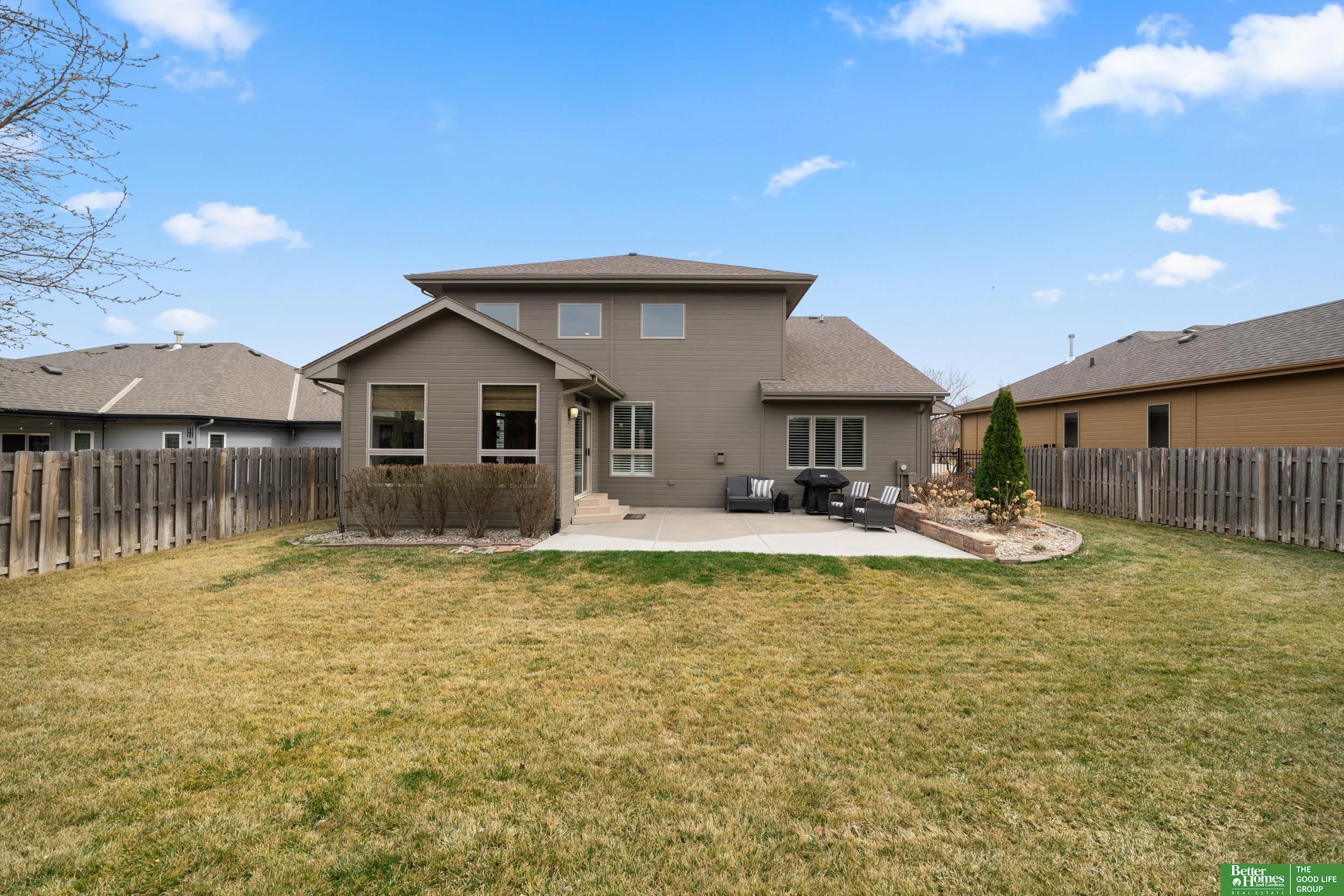 810 S 190th Avenue