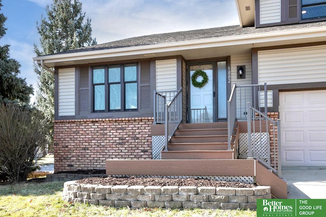 1002 Edgewood Boulevard
