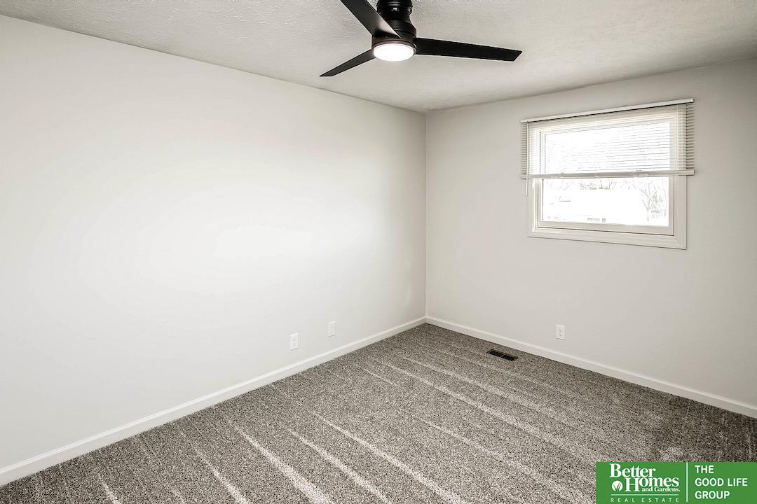 1002 Edgewood Boulevard