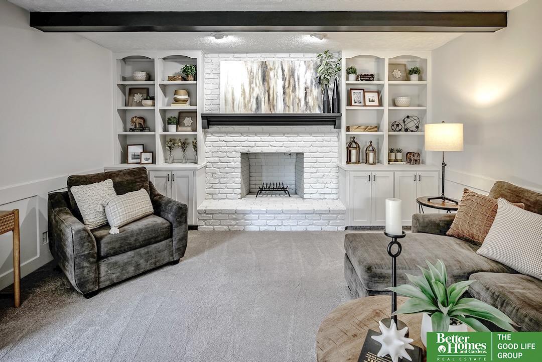 1002 Edgewood Boulevard