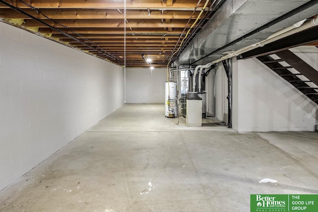 1002 Edgewood Boulevard
