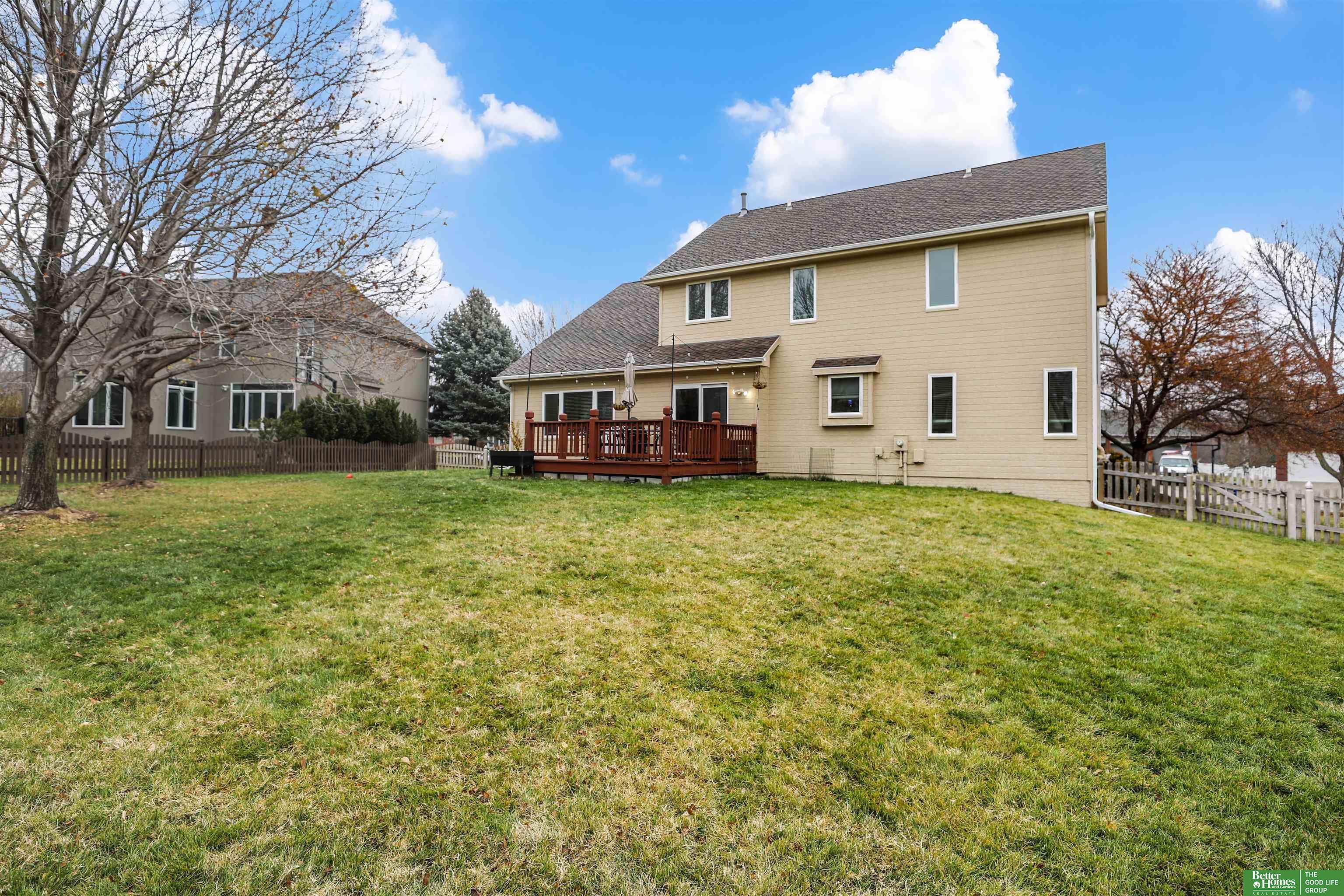 2534 N 160th Avenue