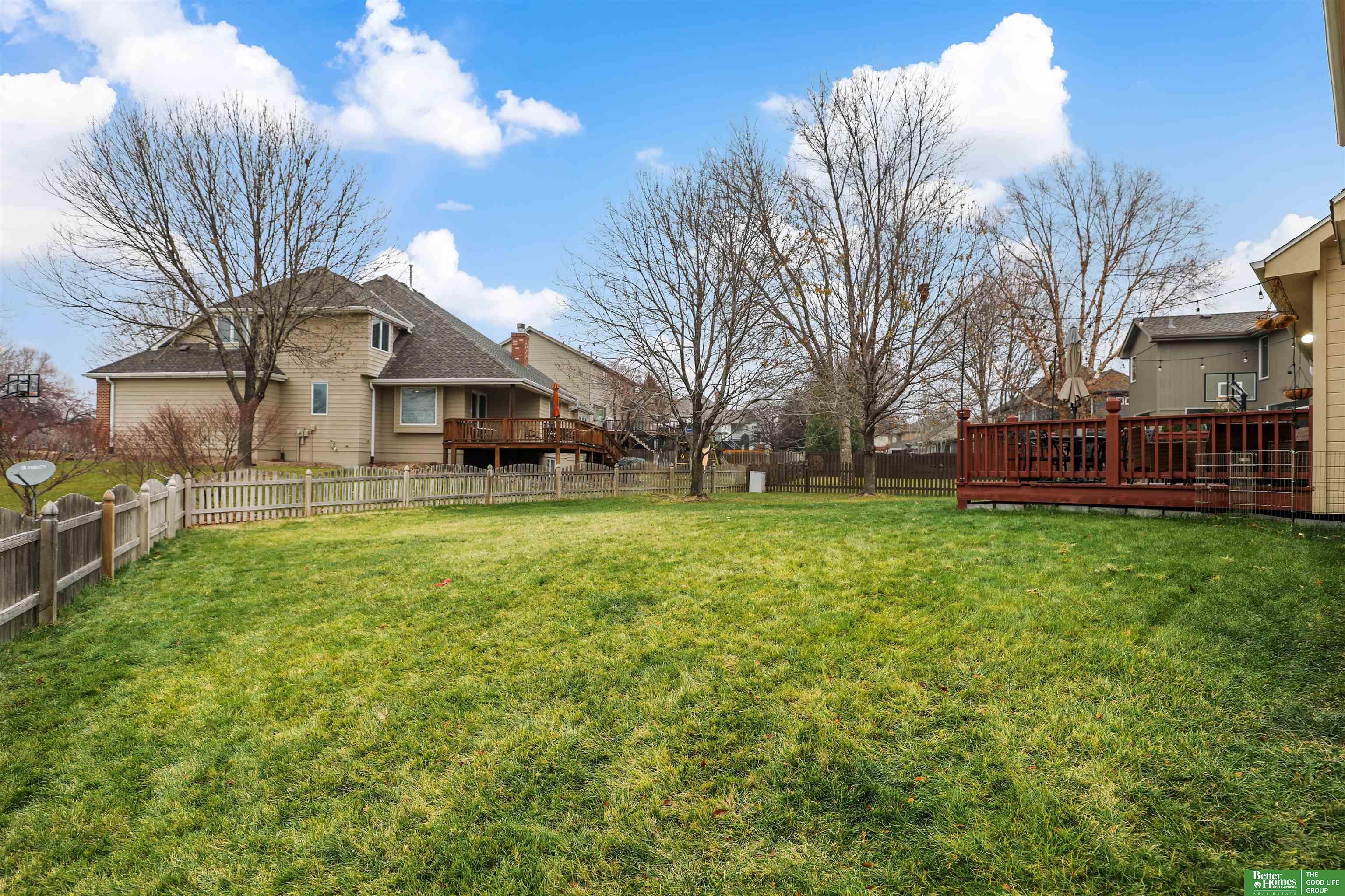 2534 N 160th Avenue