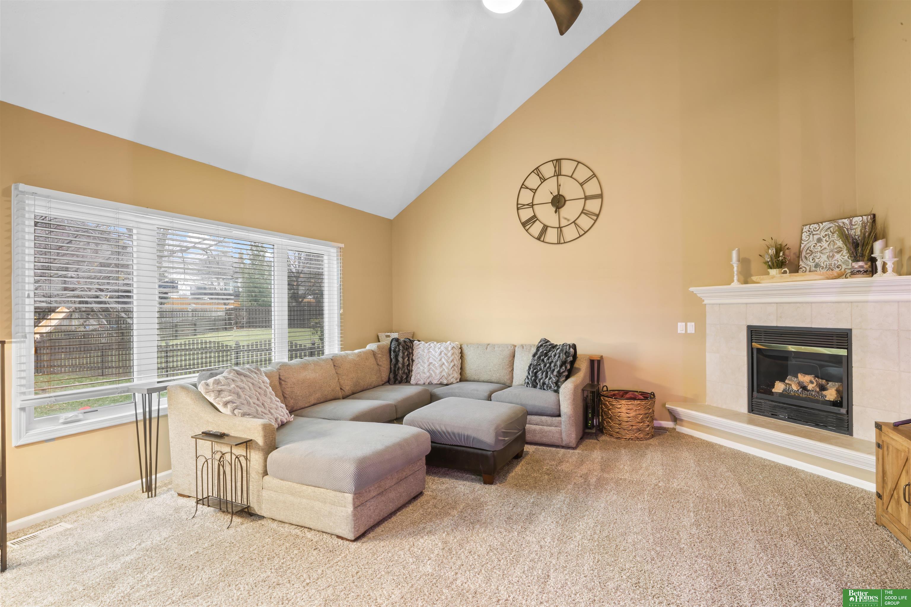 2534 N 160th Avenue