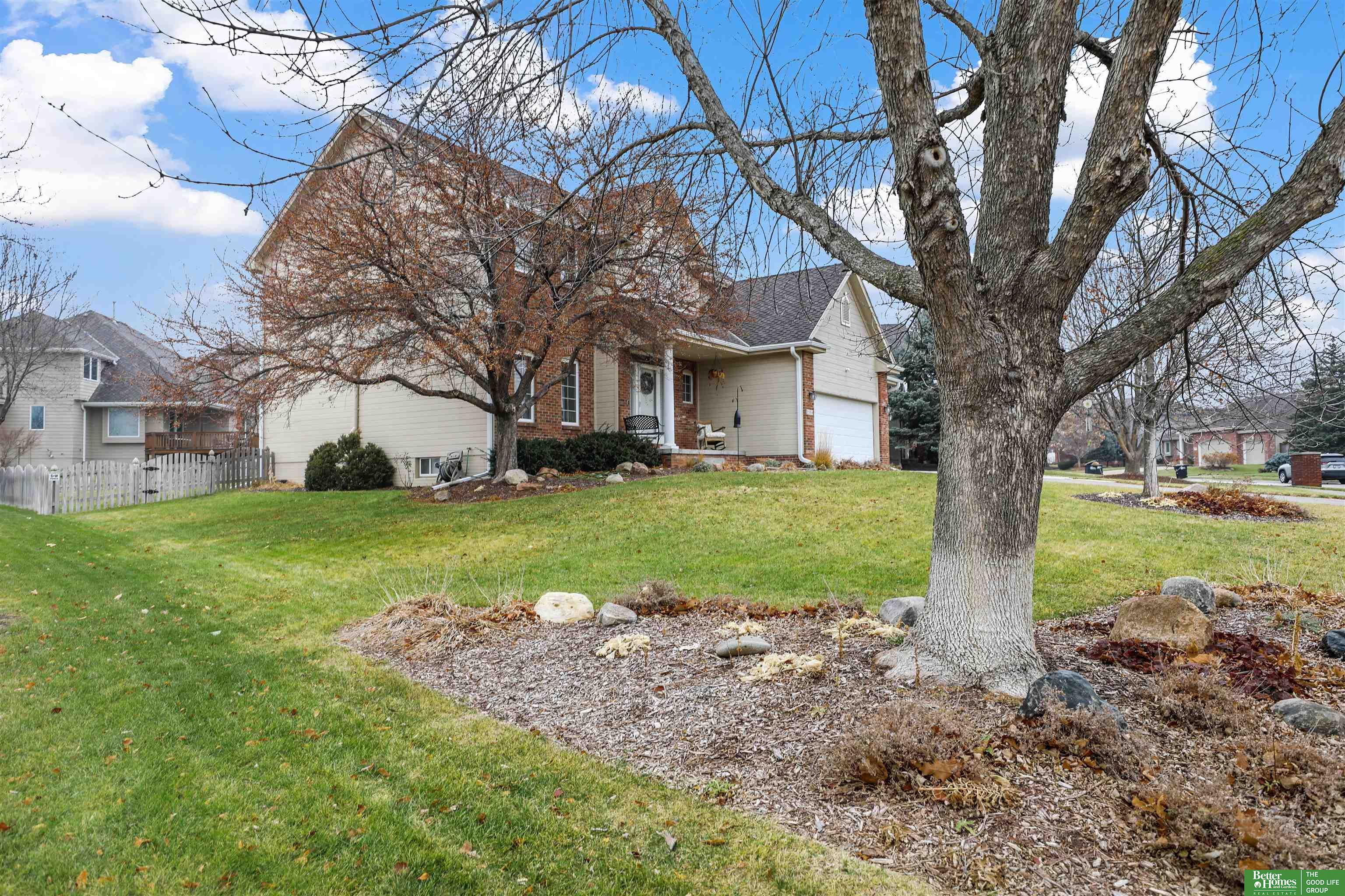 2534 N 160th Avenue
