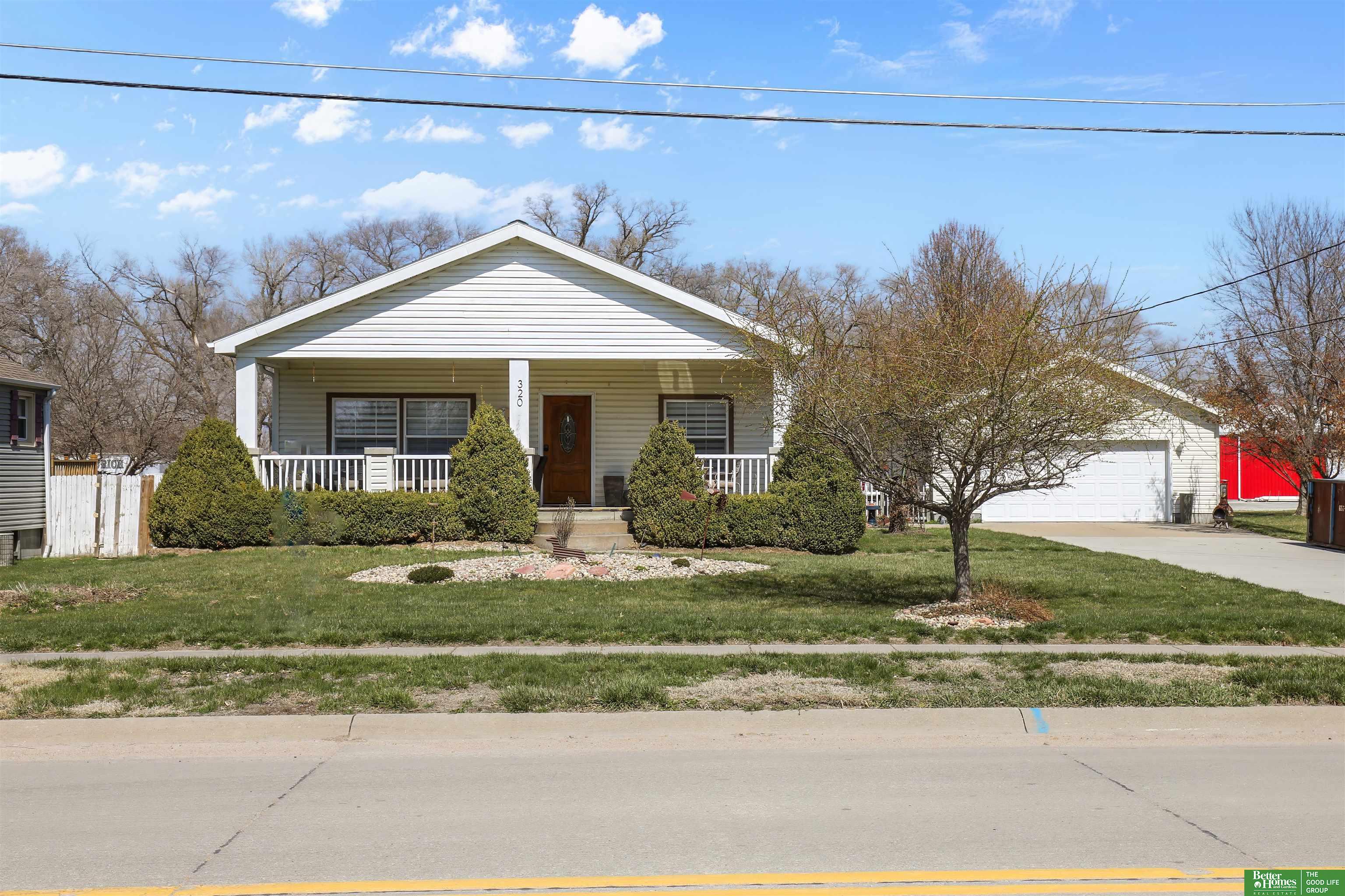320 W Valley Street