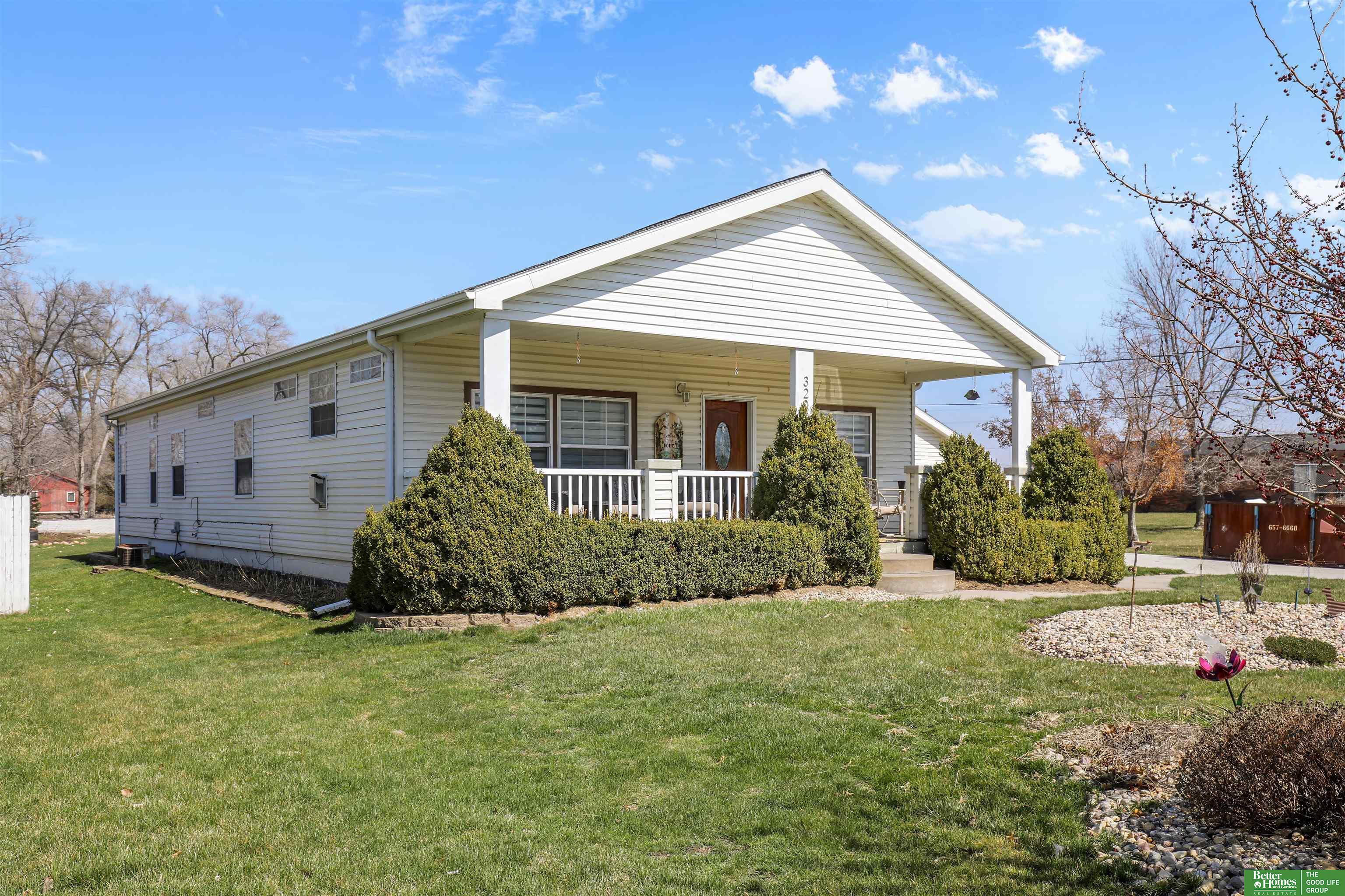 320 W Valley Street