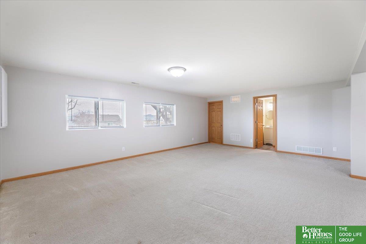 2304 Ridgeview Drive