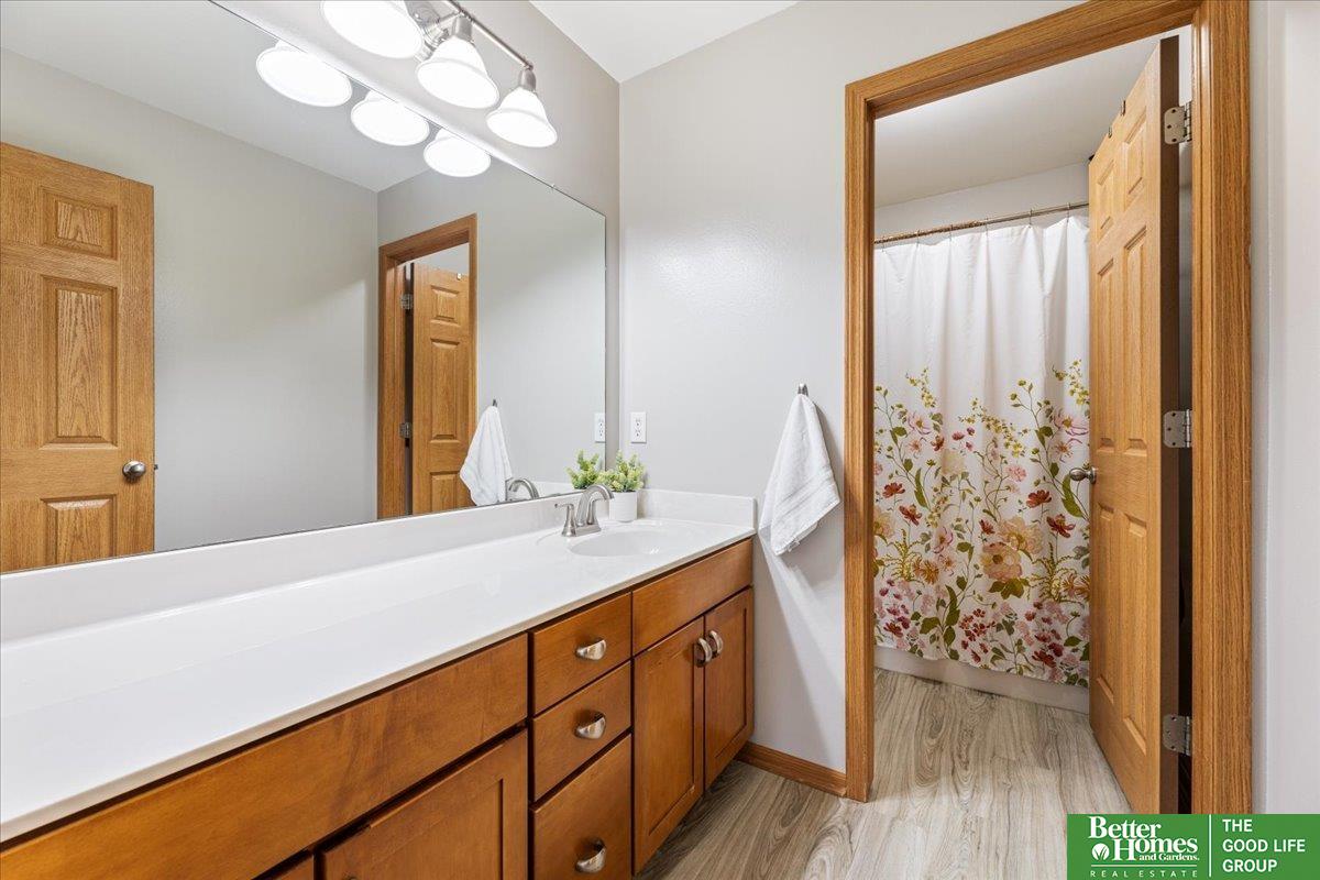 2304 Ridgeview Drive